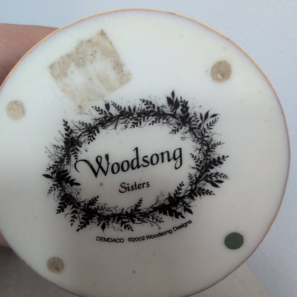 Woodsong 2002 "Sisters" Collectable From Demdaco - Picture 2 of 5